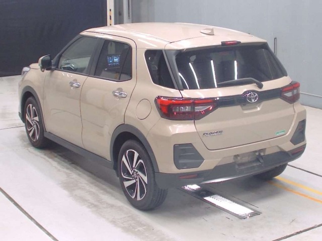 Toyota RAIZE 2023 8049030-6
