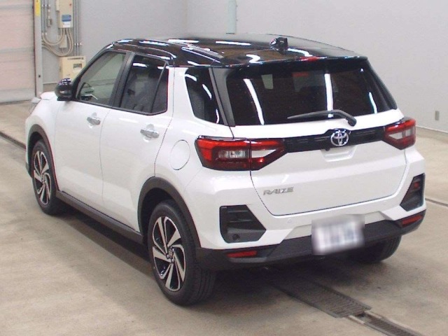 Toyota RAIZE 2026 8049031-6