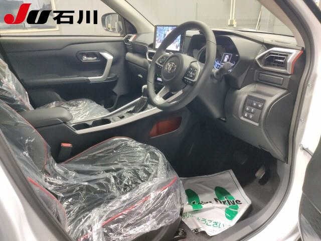 Toyota RAIZE 2026 8049040-3