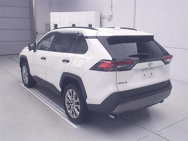 Toyota RAV4 2020 8049199-1