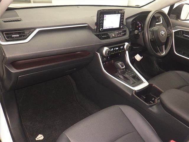 Toyota RAV4 2022 8049205-4