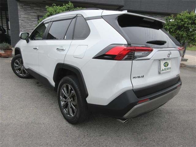 Toyota RAV4 2023 8049209-1