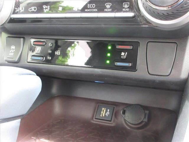 Toyota RAV4 2023 8049209-10