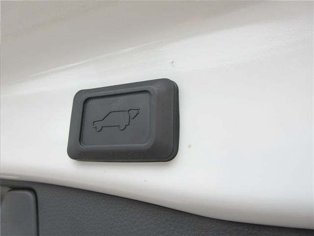 Toyota RAV4 2023 8049209-9