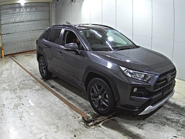 Toyota RAV4 2019 8049210-0