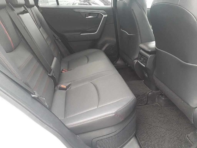 Toyota RAV4 2023 8049230-10