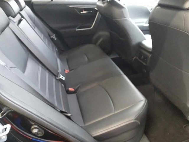 Toyota RAV4 2019 8049233-10