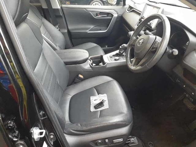 Toyota RAV4 2019 8049233-8