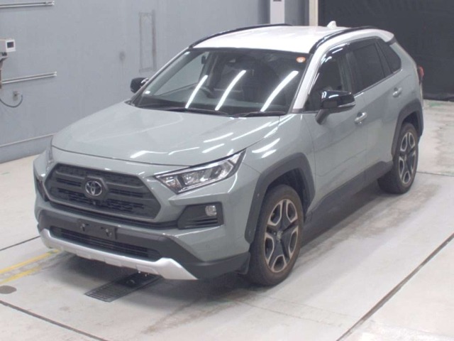 Toyota RAV4 2021 8049241-0