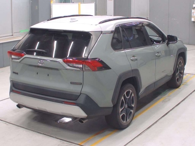 Toyota RAV4 2021 8049241-1