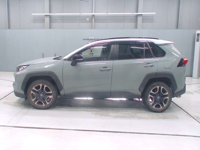 Toyota RAV4 2021 8049241-4
