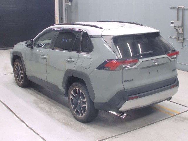 Toyota RAV4 2021 8049241-6