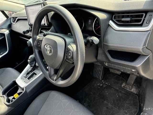 Toyota RAV4 2019 8049246-3