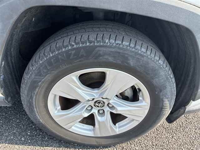 Toyota RAV4 2019 8049246-9