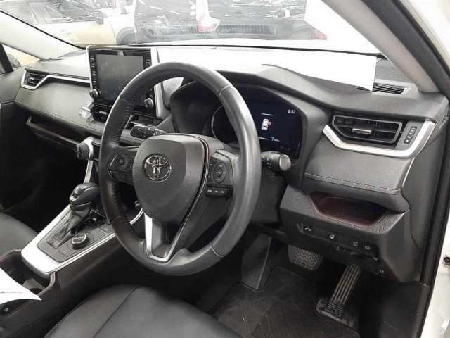 Toyota RAV4 2022 8049278-9