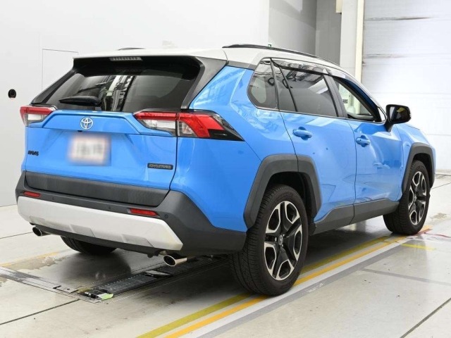 Toyota RAV4 2019 8049291-1
