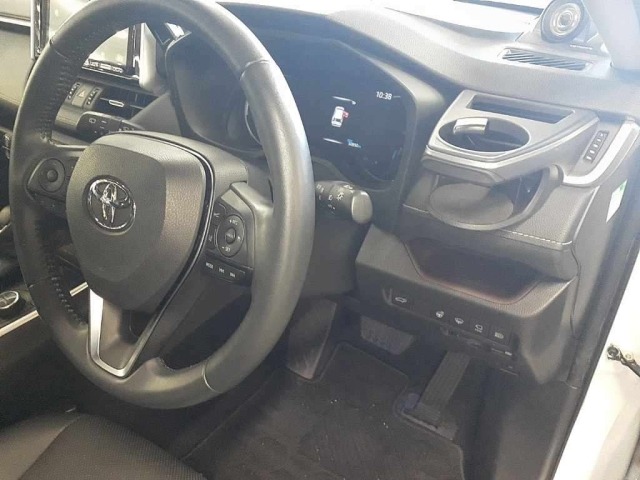 Toyota RAV4 2022 8049300-9