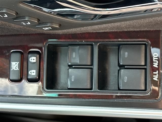 Toyota SAI 2017 8049823-10