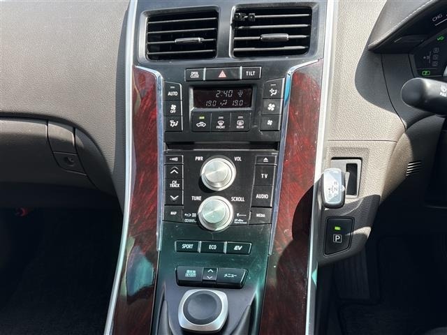 Toyota SAI 2017 8049823-22
