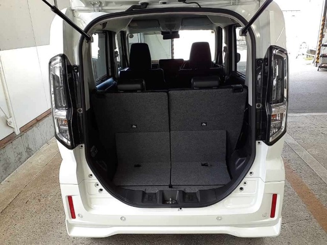 Suzuki SPACIA 2023 8049065-11