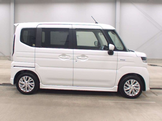 Suzuki SPACIA 2023 8049065-3