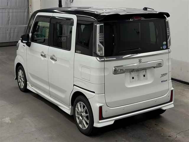 Suzuki SPACIA 2018 8049096-1