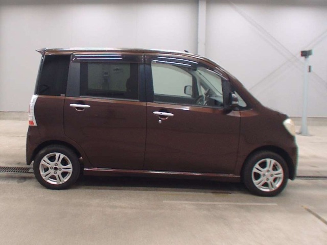 Daihatsu TANTO EXE 2011 8051188-3