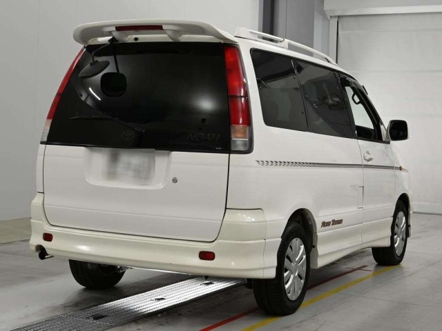 Toyota TOWNACE NOAH 1999 8050108-1