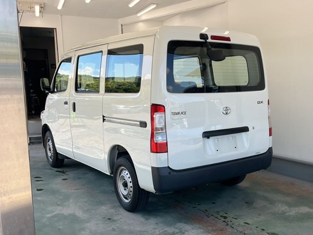 Toyota TOWNACE VAN 2021 8050166-1