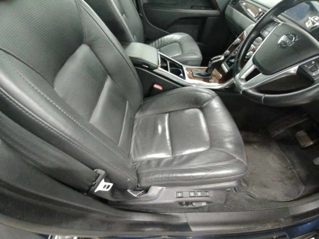 Volvo V70 2013 8041998-10