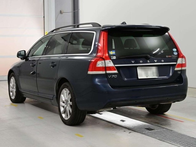 Volvo V70 2013 8041998-6