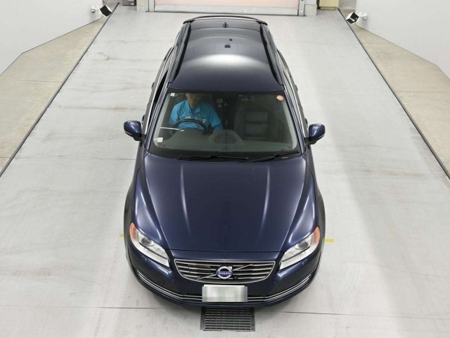 Volvo V70 2013 8041998-7