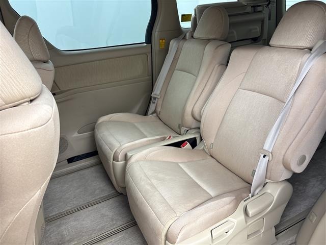 Toyota VELLFIRE 2013 8046971-2