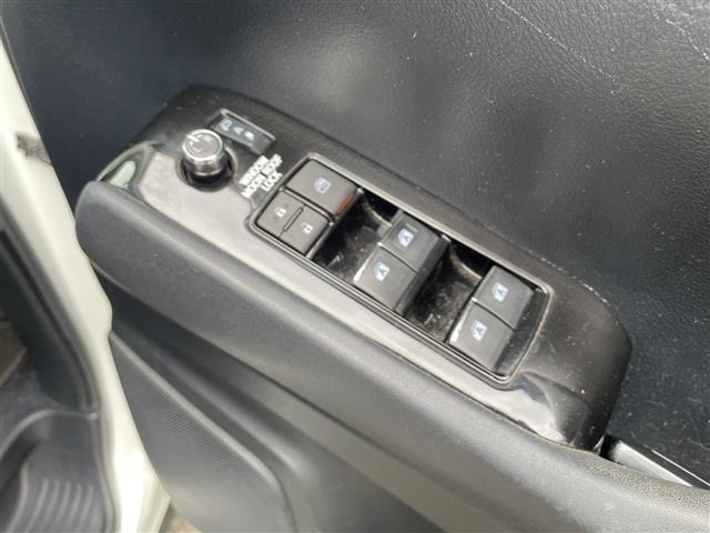Toyota VELLFIRE 2017 8046982-2