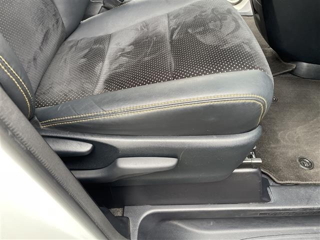 Toyota VELLFIRE 2017 8046982-4