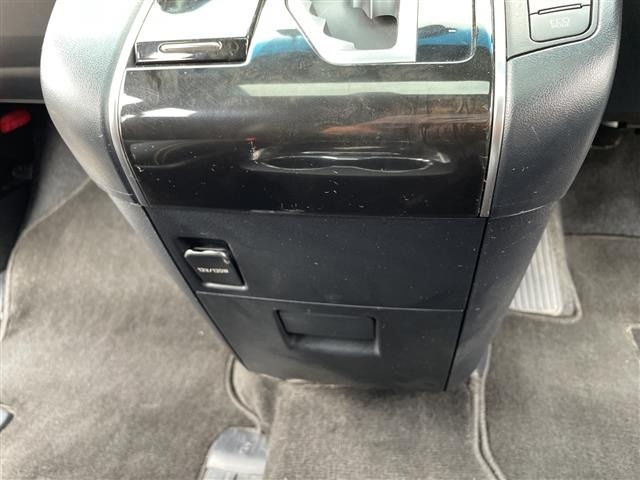 Toyota VELLFIRE 2017 8046982-8