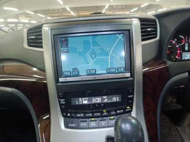 Toyota VELLFIRE 2013 8047155-11