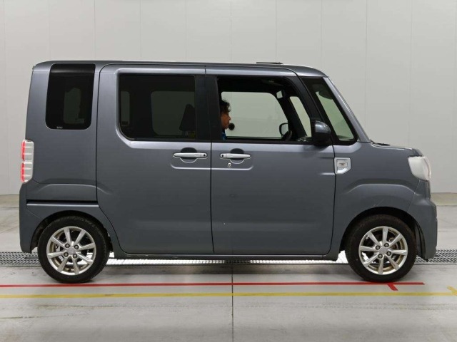 Daihatsu WAKE 2022 8046257-3