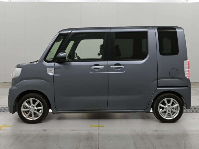 Daihatsu WAKE 2022 8046257-4