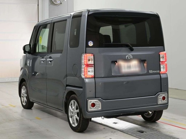 Daihatsu WAKE 2022 8046257-6