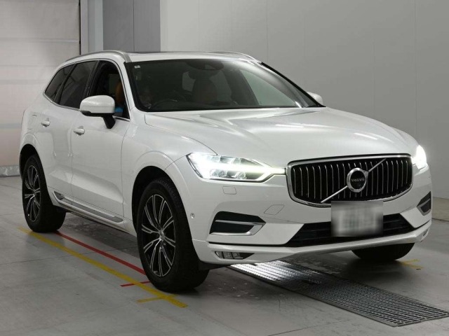 Volvo XC60 2018 8048989-5