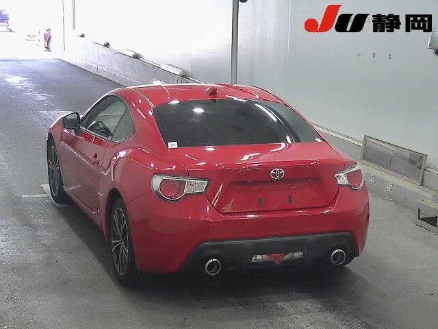 Toyota 86 2013 8051631-1