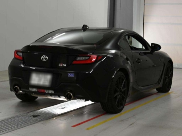 Toyota 86 2024 8051633-1