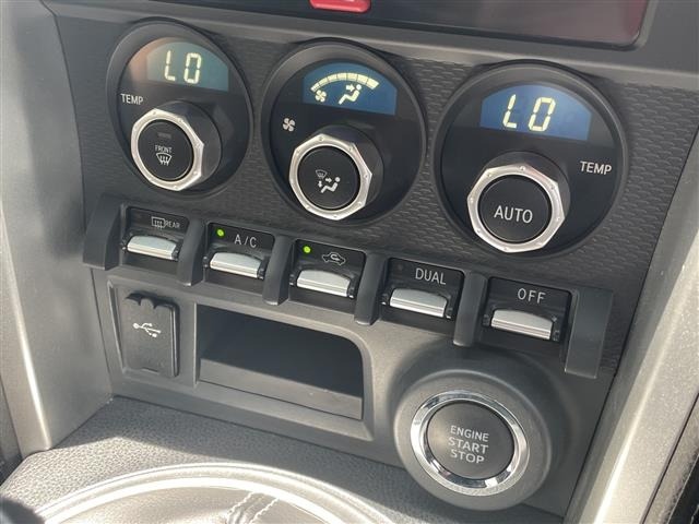 Toyota 86 2016 8051763-21