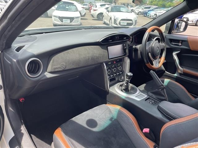 Toyota 86 2016 8051763-22
