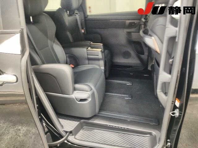 Toyota ALPHARD 2026 8053054-8