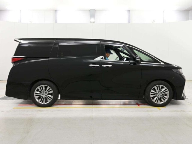 Toyota ALPHARD 2025 8053066-3