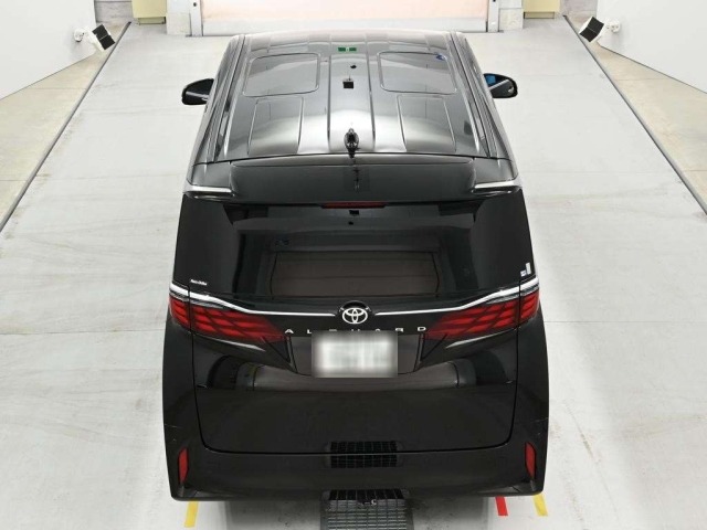Toyota ALPHARD 2025 8053066-8