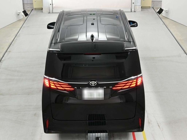 Toyota ALPHARD 2026 8053067-8
