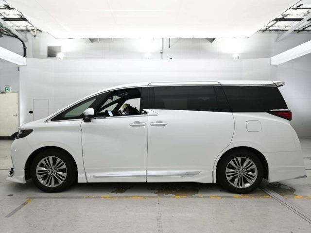 Toyota ALPHARD 2025 8053115-4